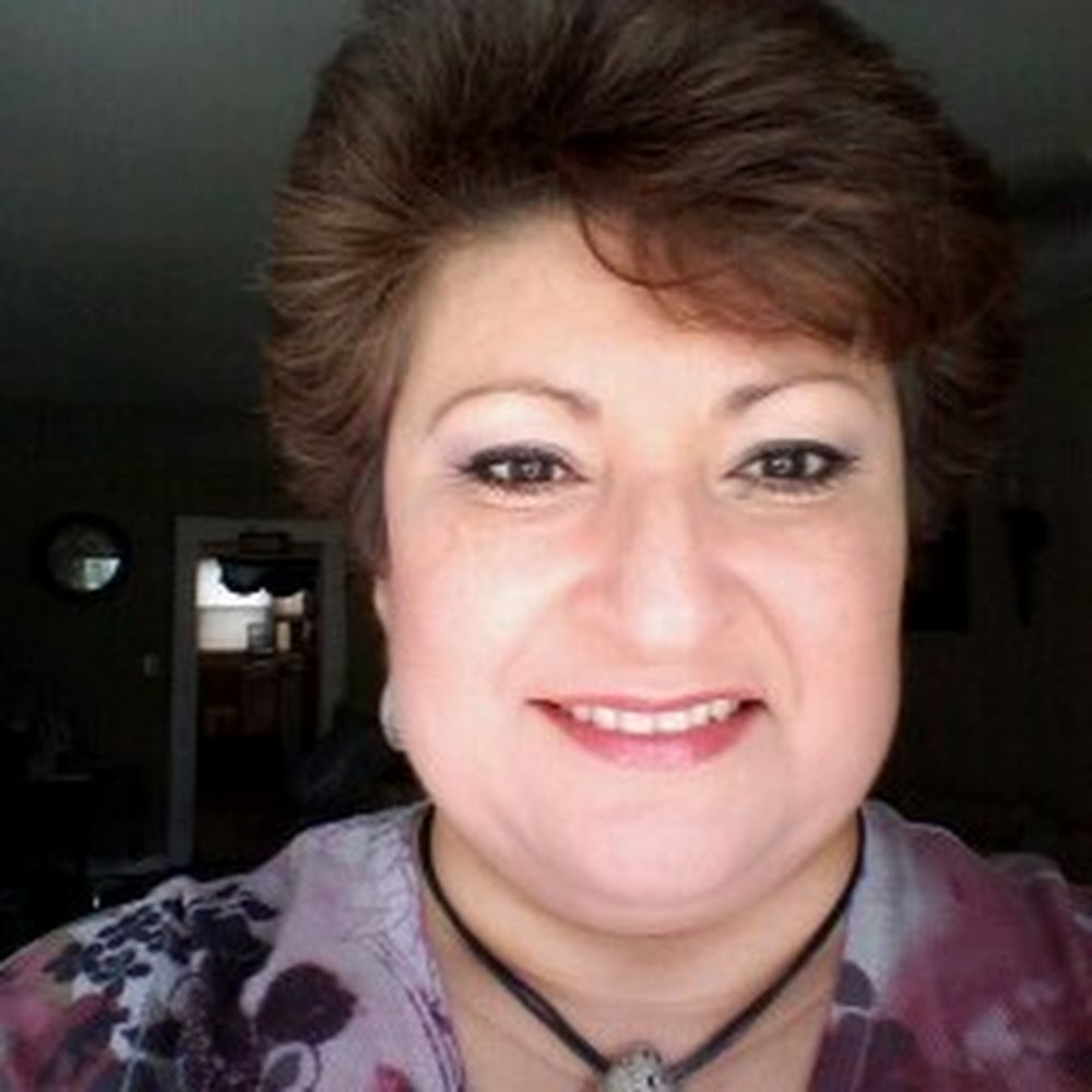 Meet your Posher, Gina